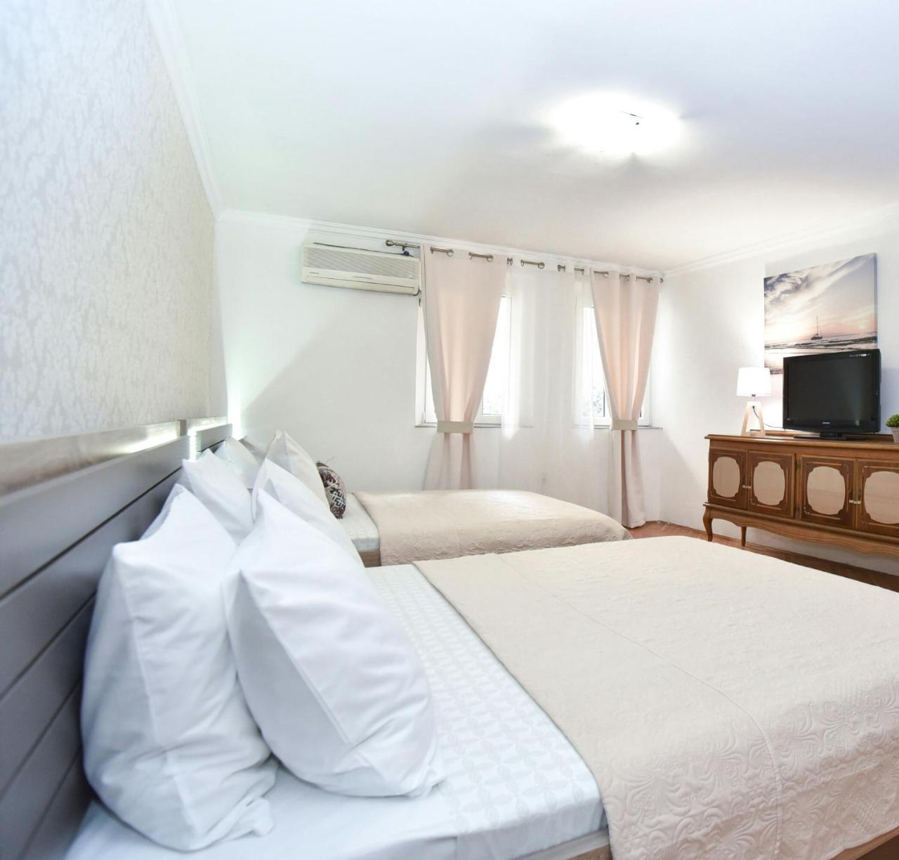Palm Square 1 Old Town Apt Apartment Budva Bagian luar foto